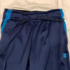 Russell dry-power sweats size 6/7
